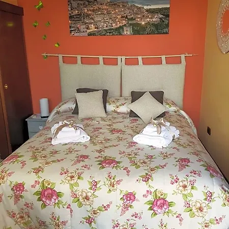 Sassi's Loft 3*